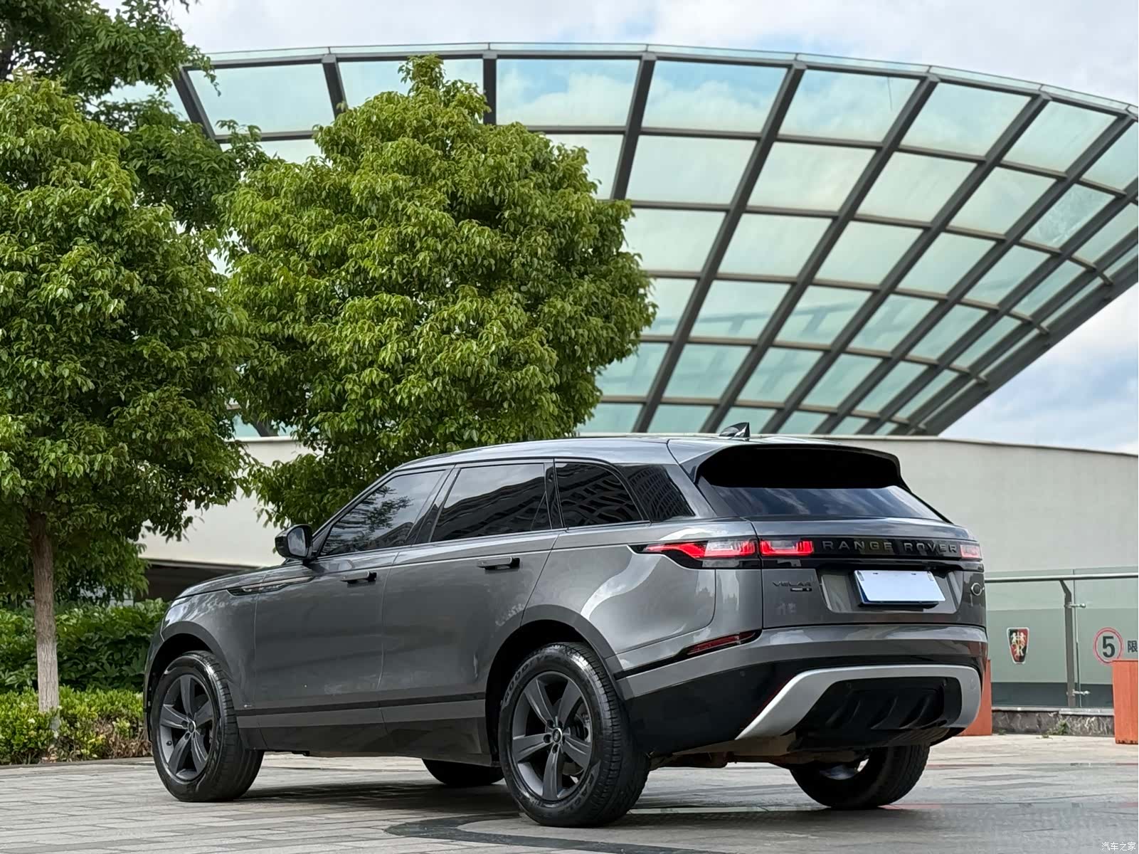 Land Rover Range Rover, 2019 9