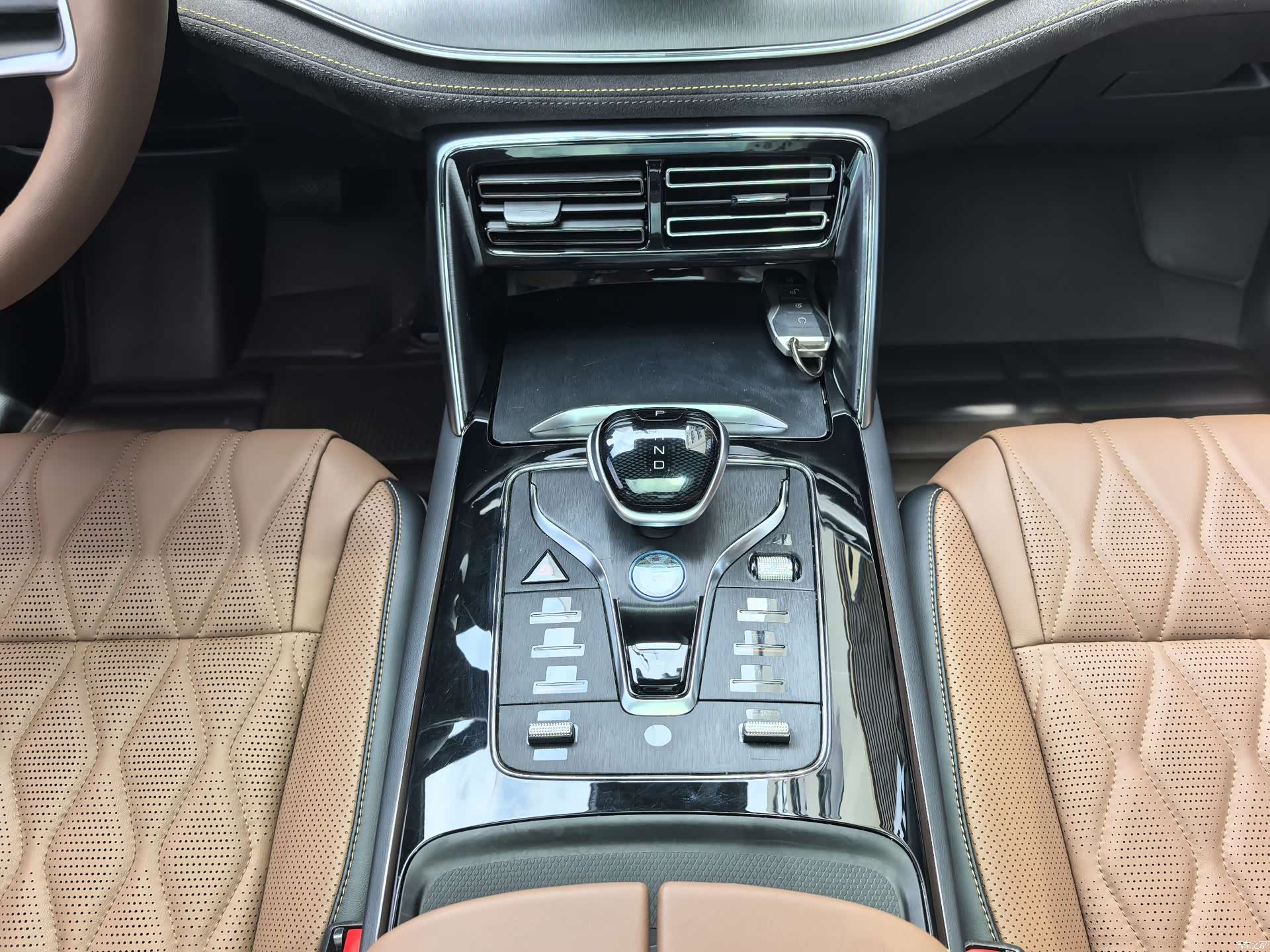 BYD Tang, 2023 12