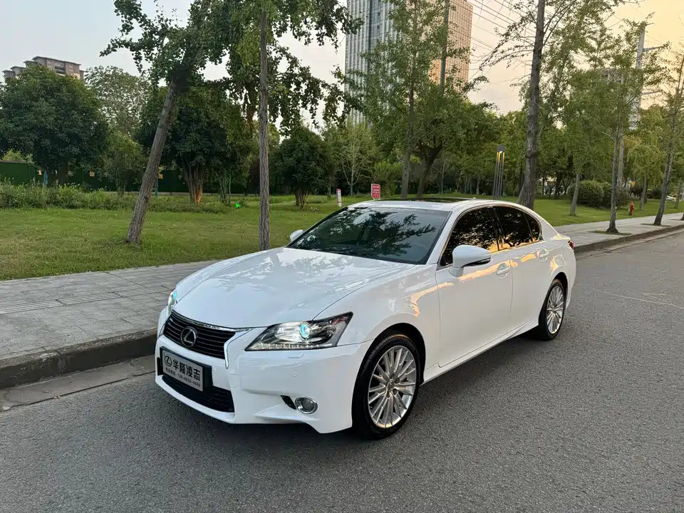 Lexus GS
