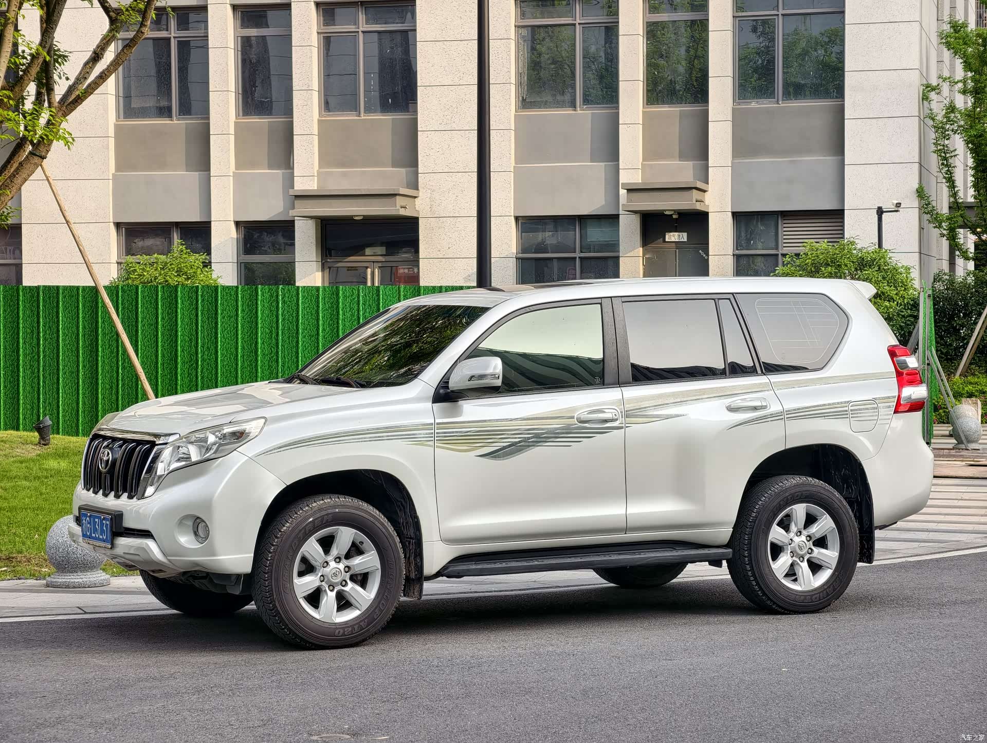 Toyota Prado, 2014 10