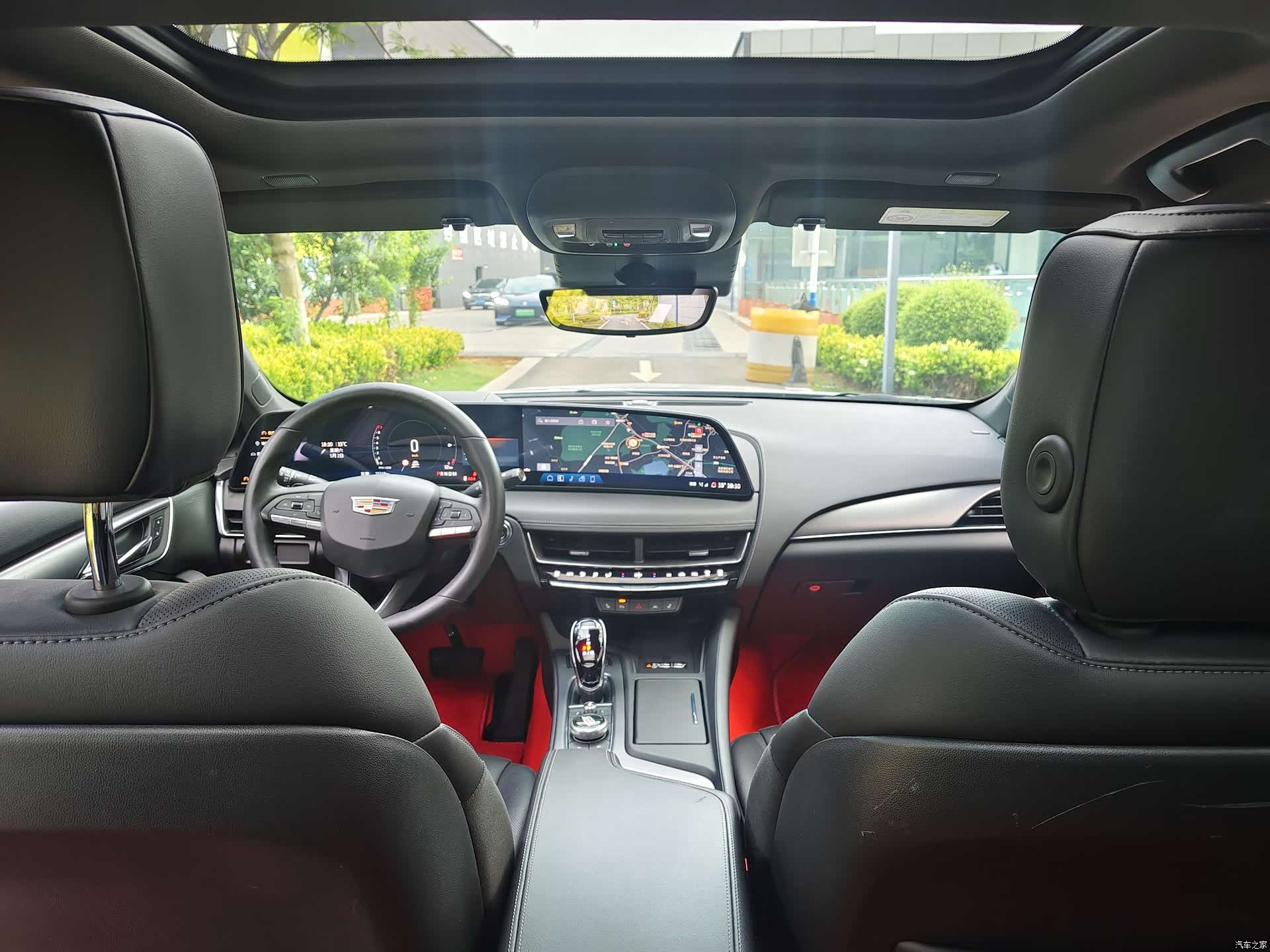 Cadillac CT5, 2024 все фото