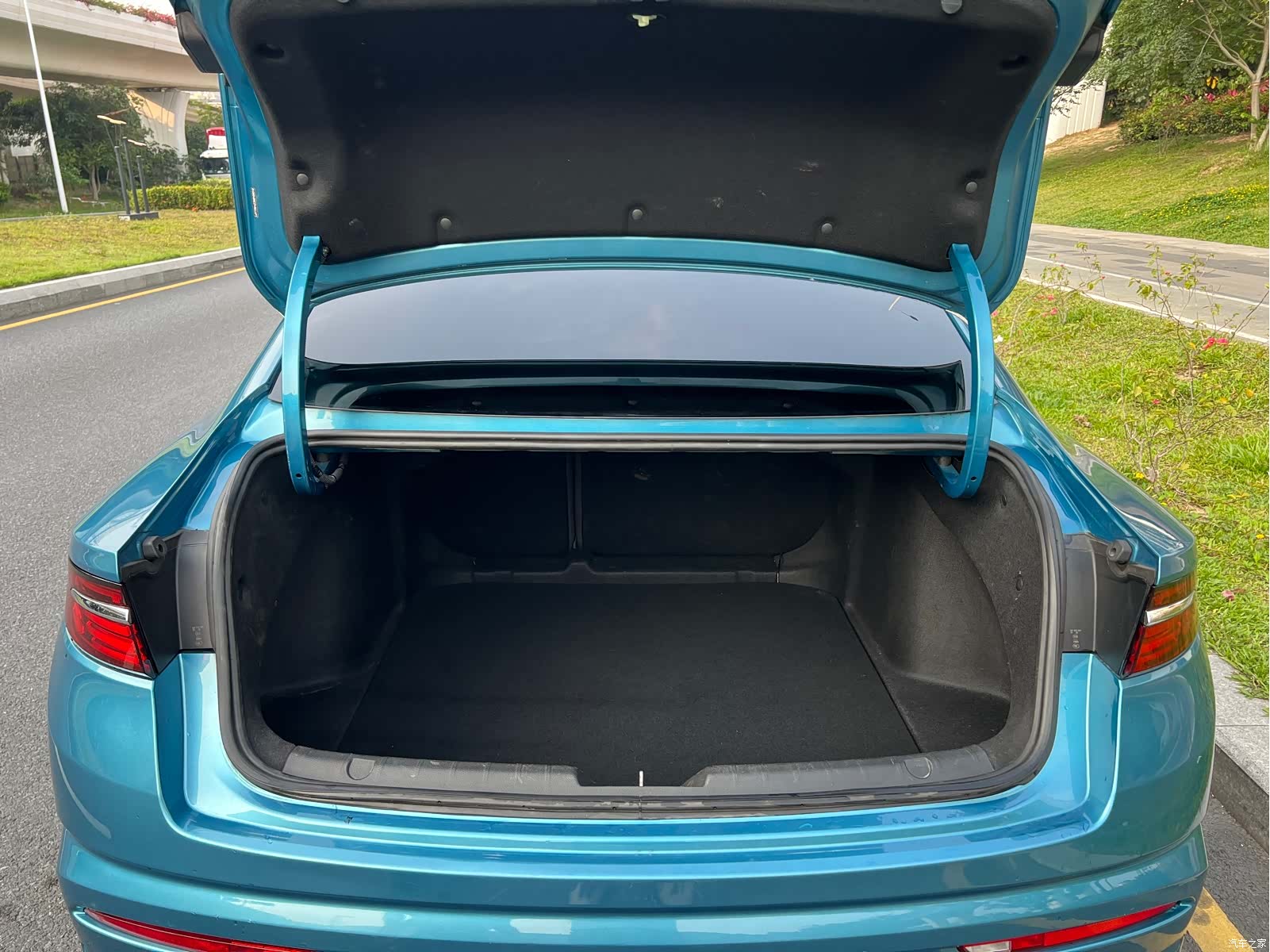 Geely Preface, 2022 8