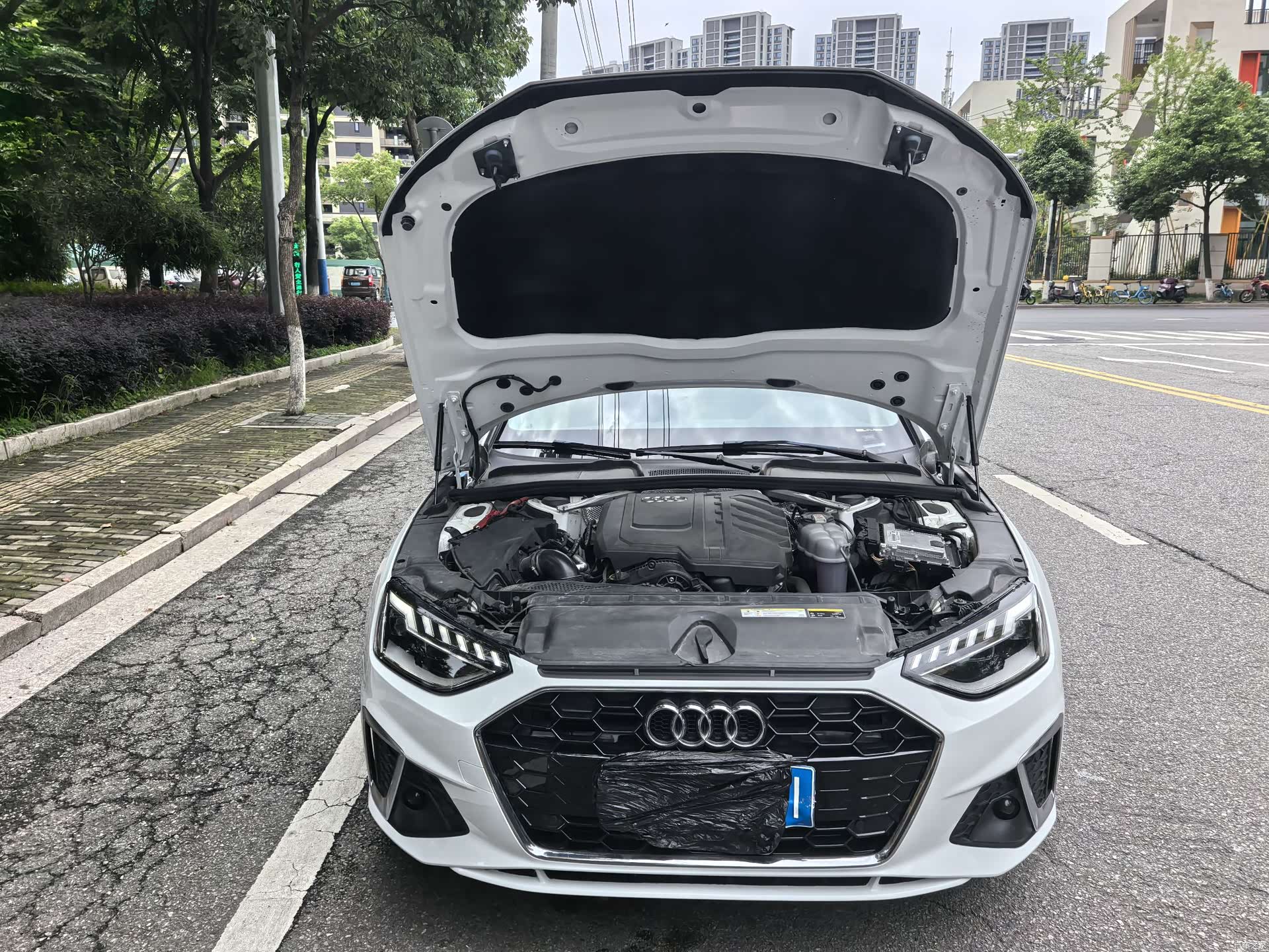 Audi A4L, 2024 14