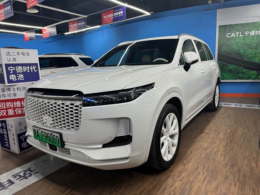 Li Auto ONE