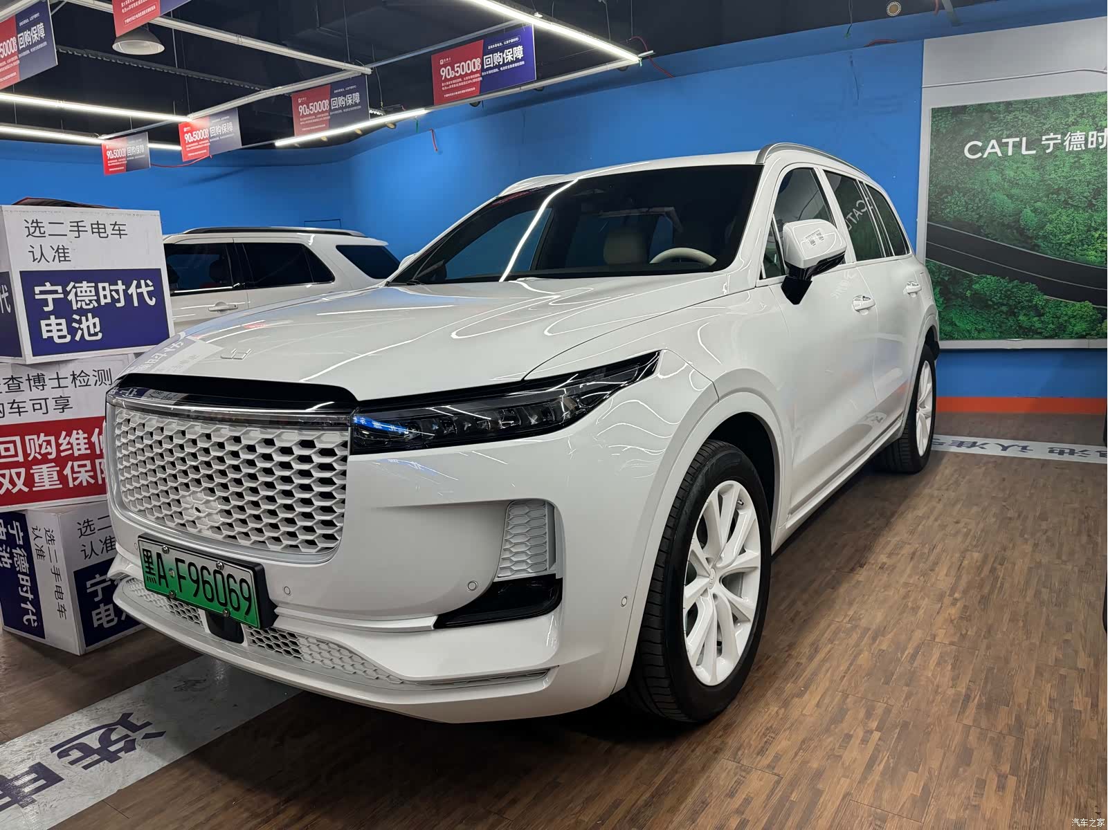 Li Auto ONE, 2022 1