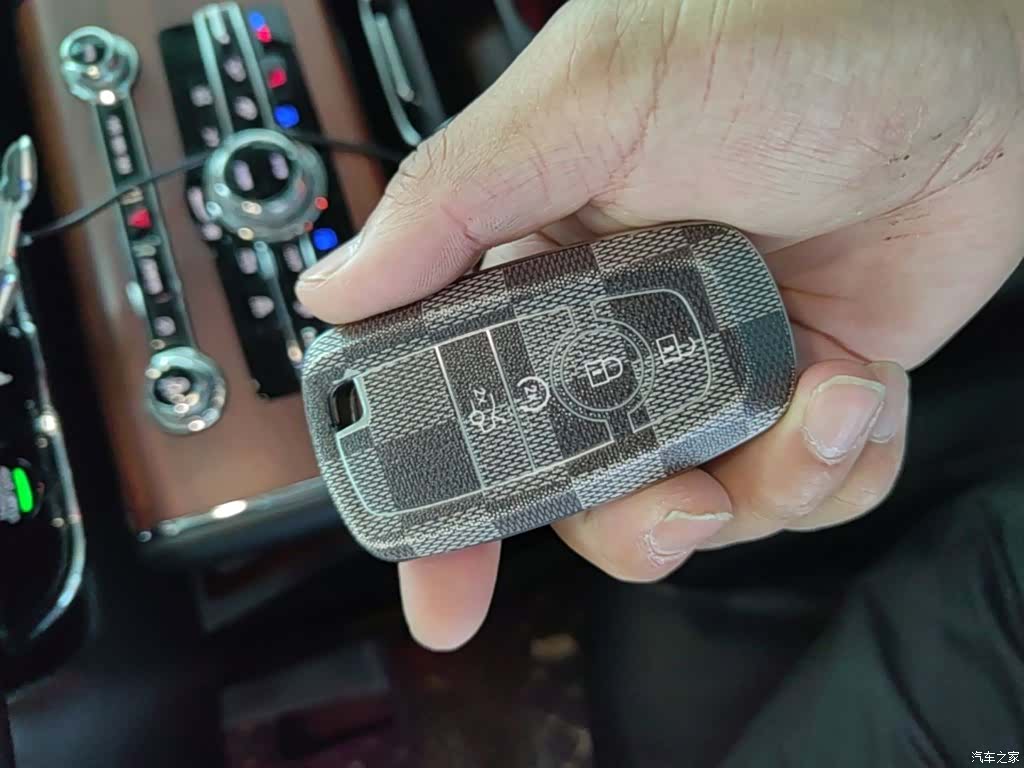 Lincoln Aviator, 2021 9