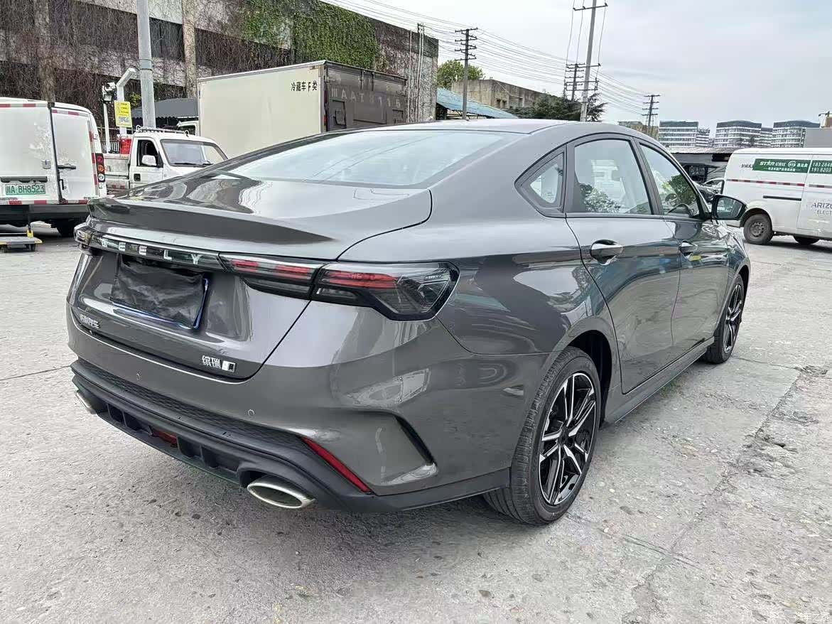 Geely Binray, 2026 4