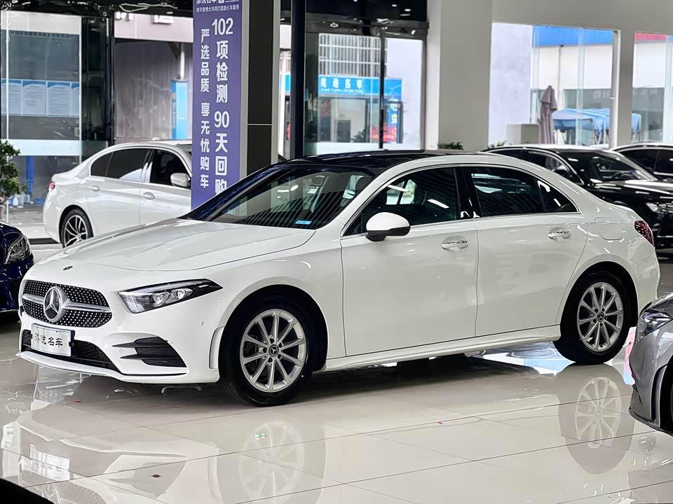 Mercedes-Benz Class A Mercedes-Benz Class A