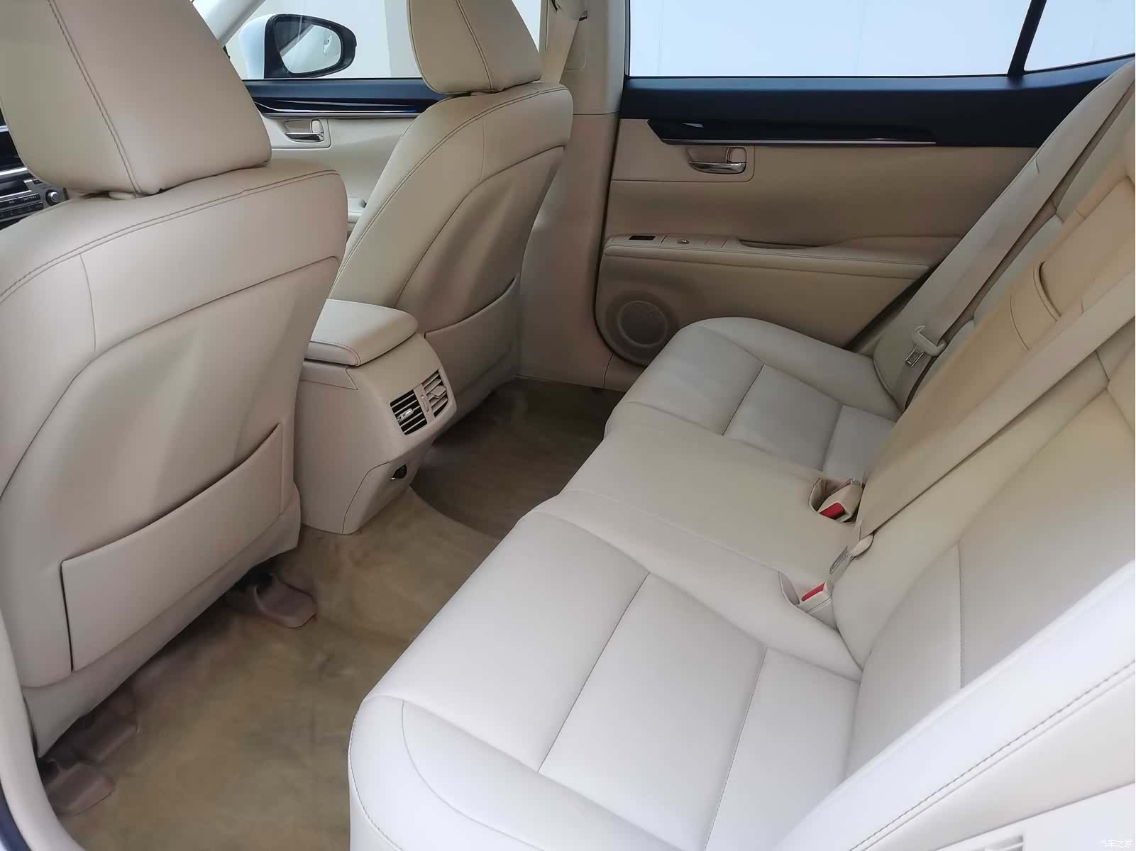 Lexus ES, 2014 все фото