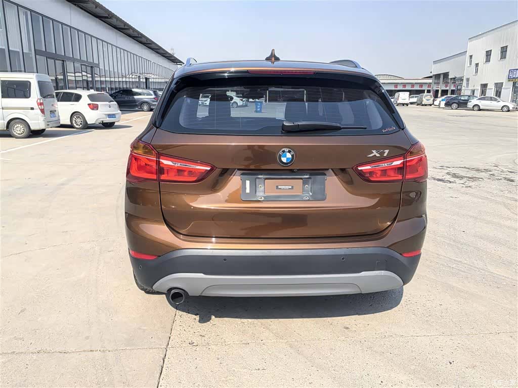 BMW X1, 2016 все фото