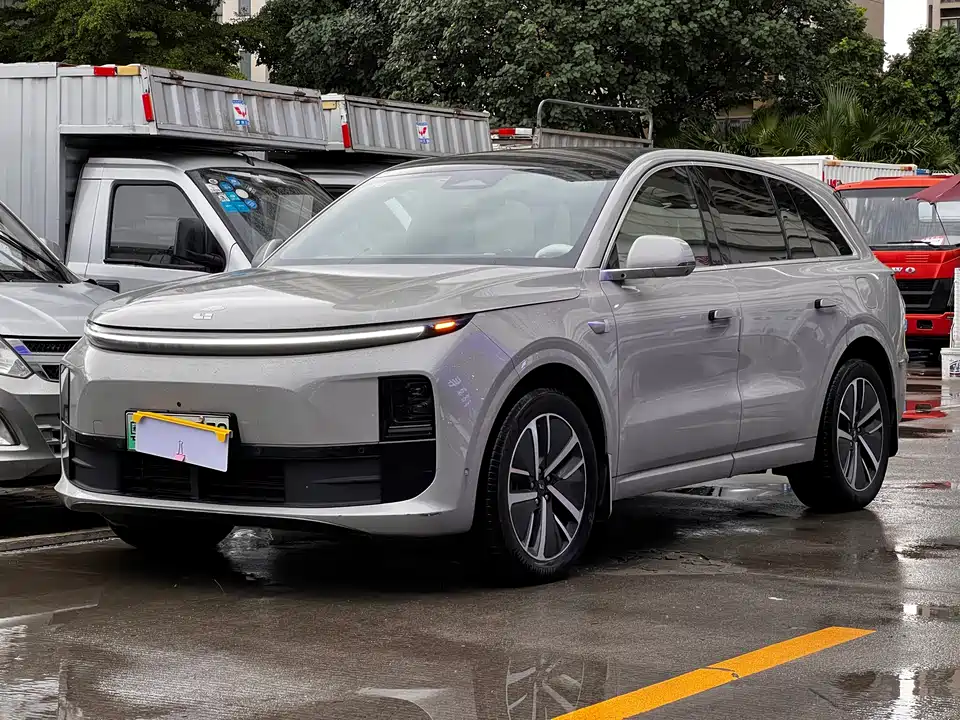Li Auto Ideal L6