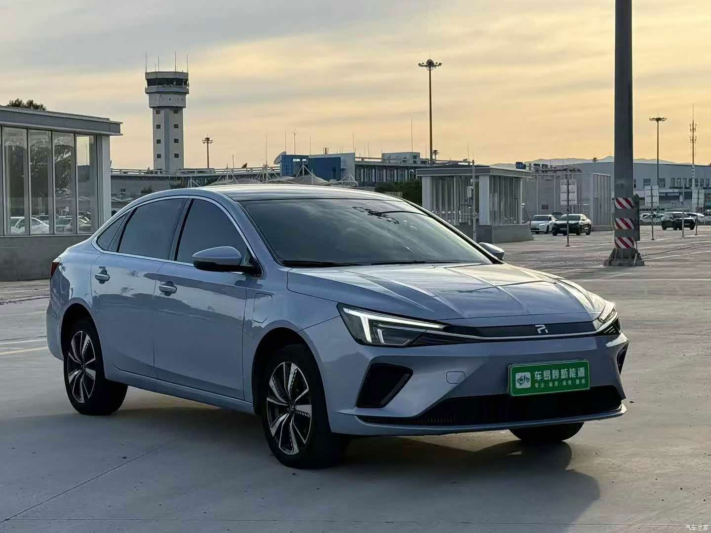 Rising Auto ER6, 2022 3