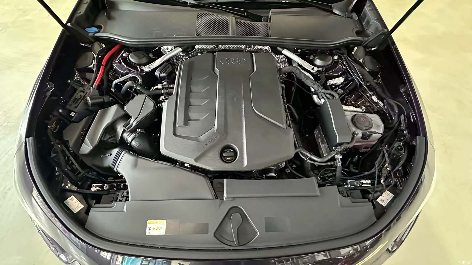 Audi A5, 1900 17