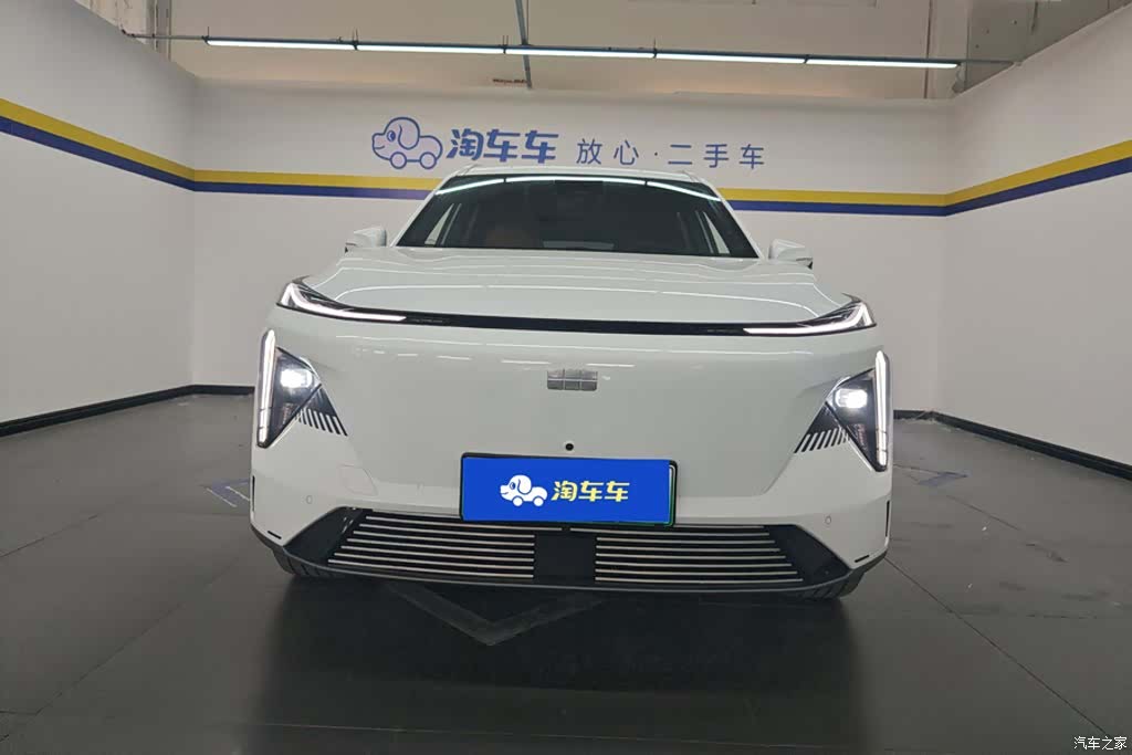 Geely Galaxy L7, 2024 2