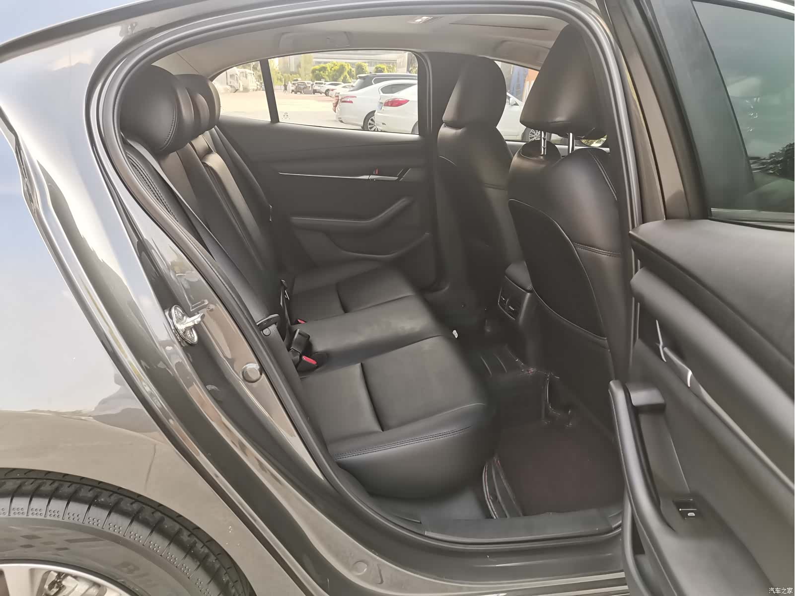 Mazda Mazda3, 2020 11