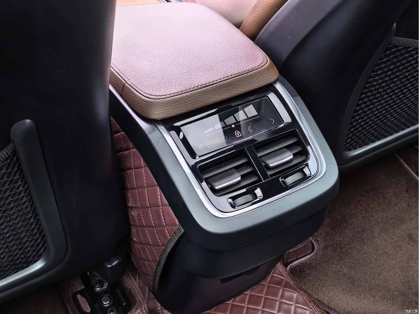 Volvo XC90, 2020 9
