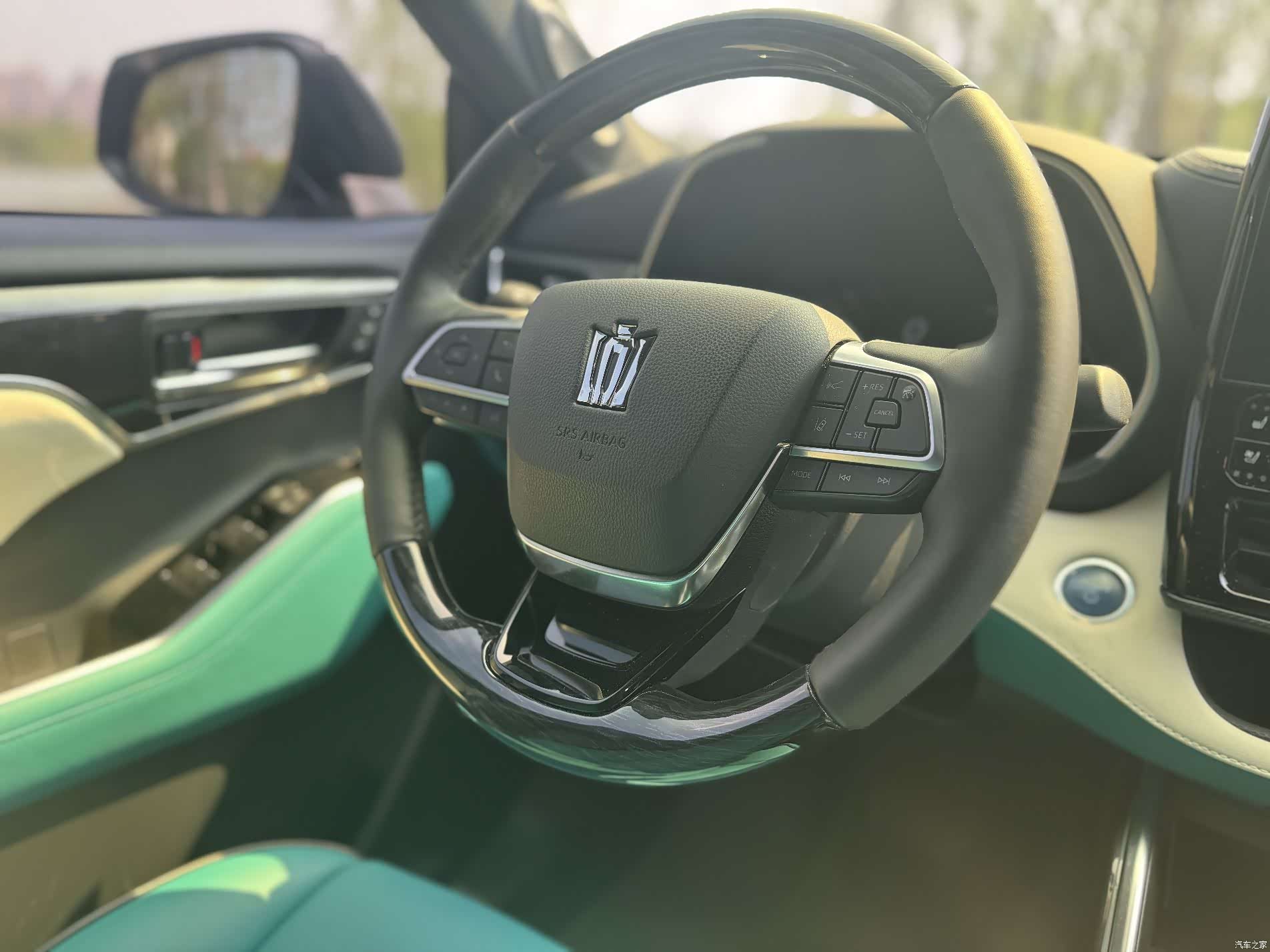 Toyota Crown, 2023 10