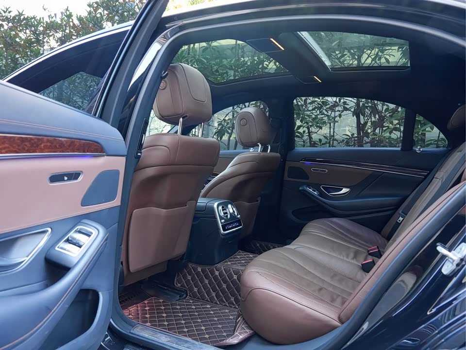 Mercedes-Benz S-class Mercedes-Benz S-class