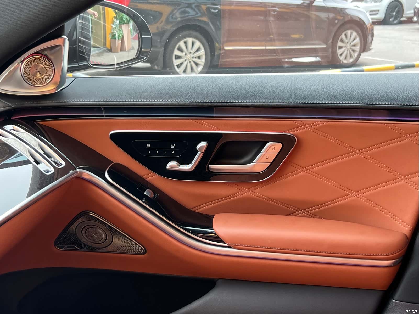 Maybach S-Class, 2023 8