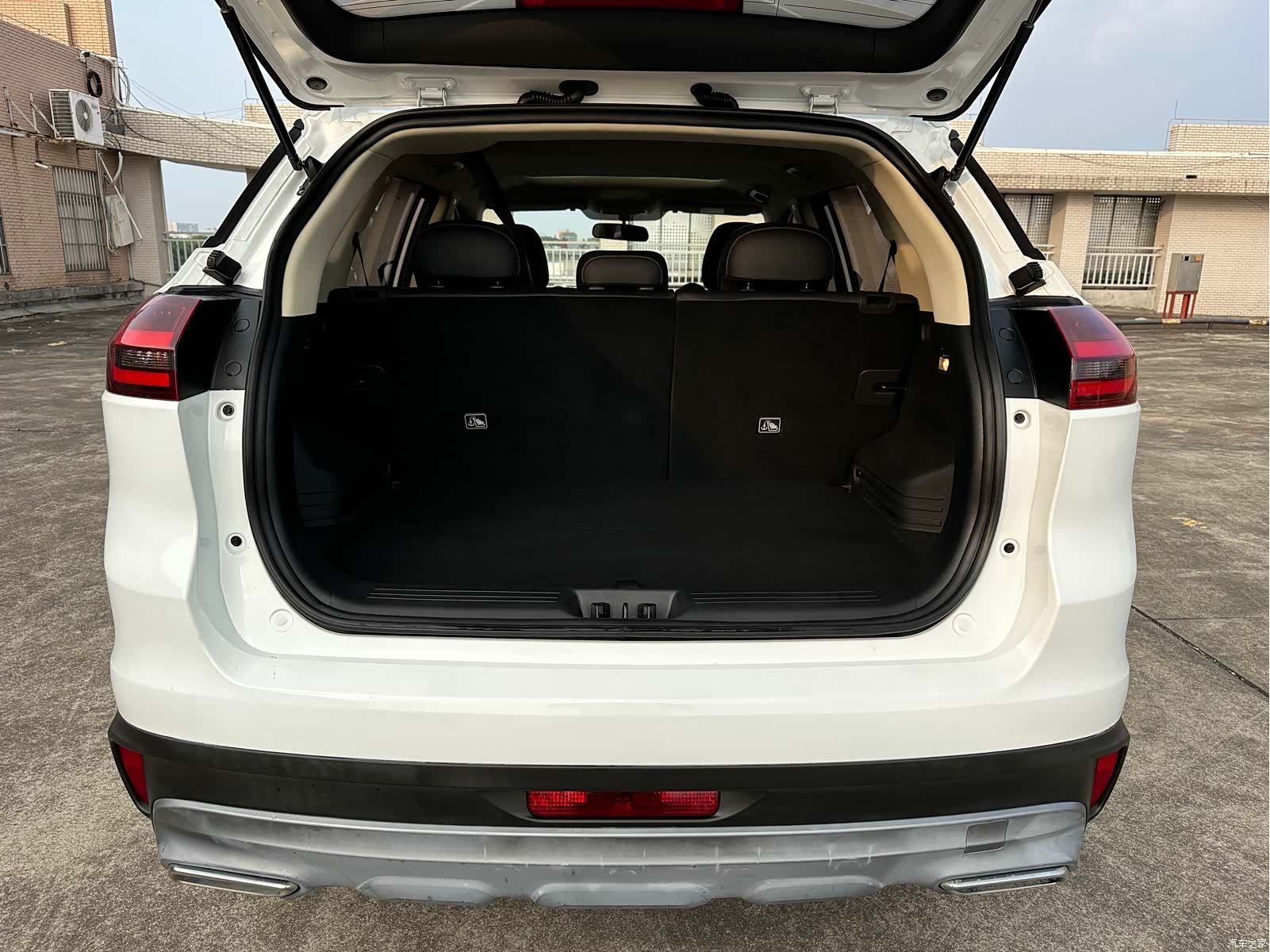 Geely Boyue, 2021 15
