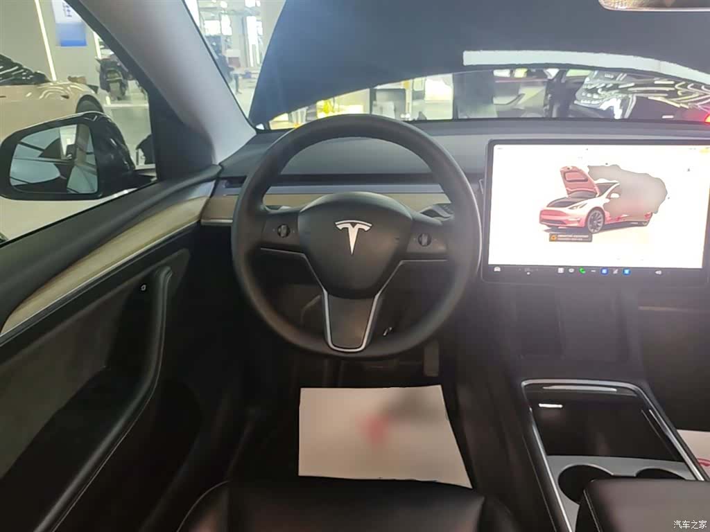 Tesla Model Y, 2022 11