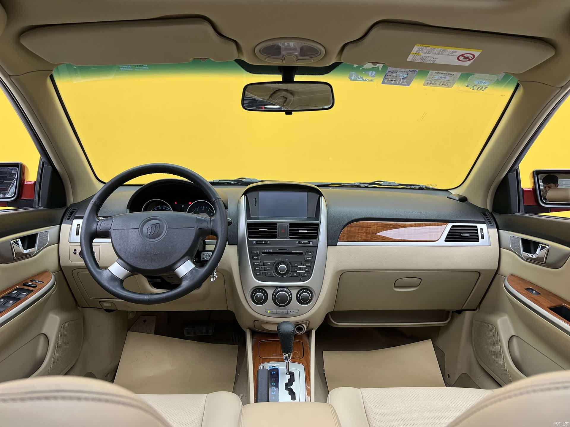 Buick 1.6LX-AT, 2010 17