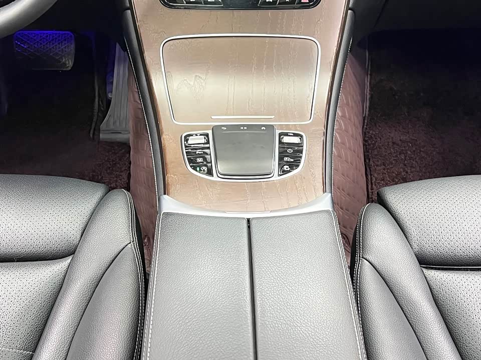 Mercedes-Benz GLC Mercedes-Benz GLC