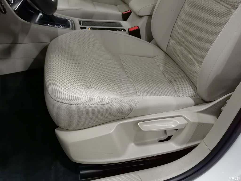 Volkswagen Golf, 2016 20