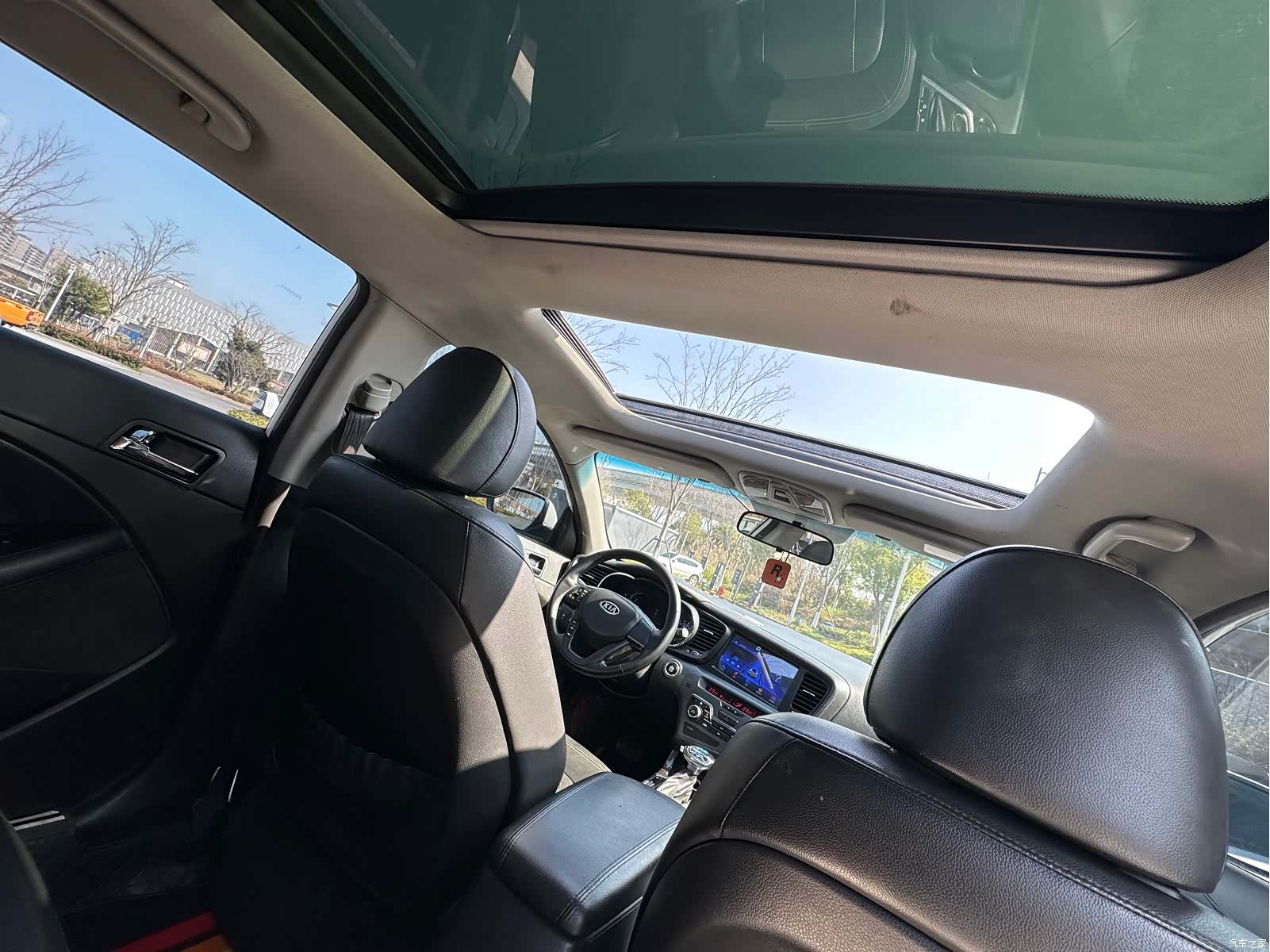 Kia K5, 2012 12