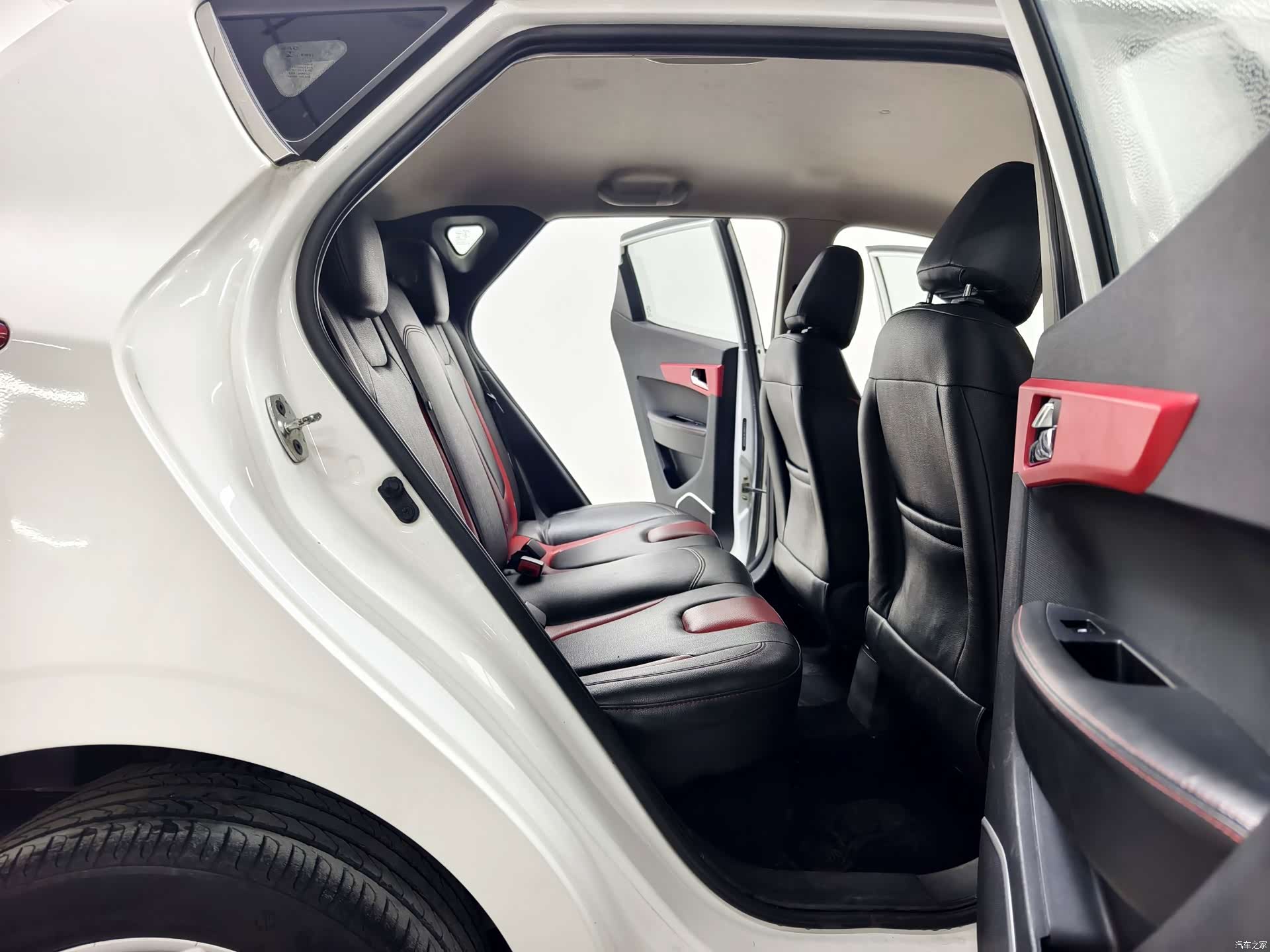 JAC S2, 2015 15