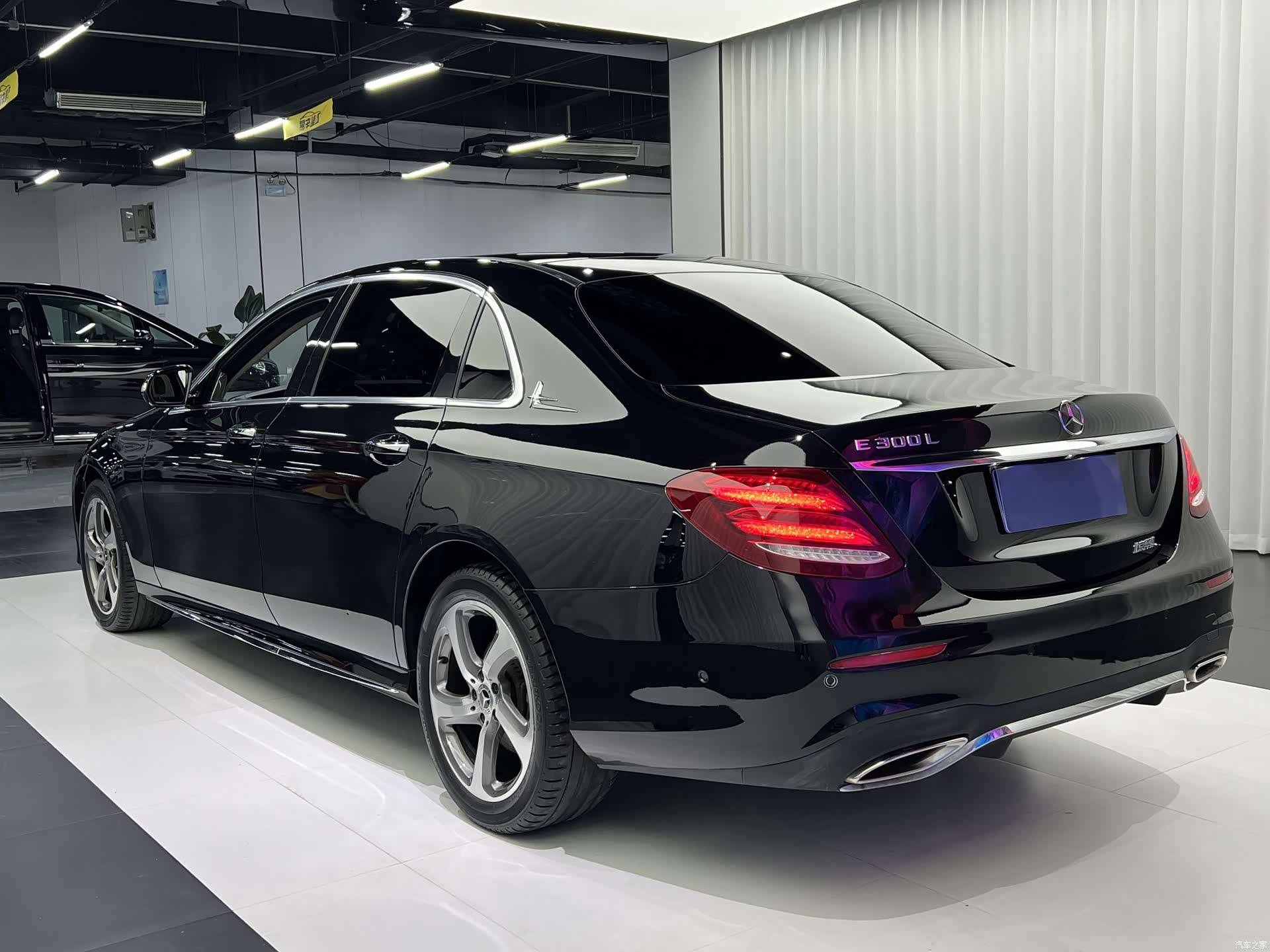 Mercedes-Benz E-Class, 2017 11