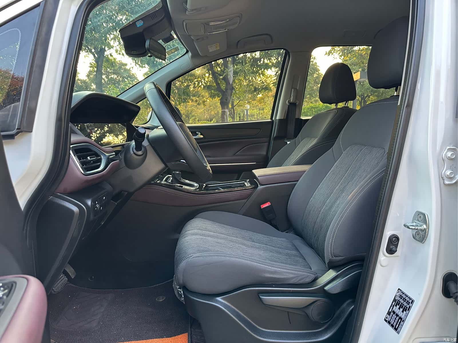 Trumpchi M6, 2023 8