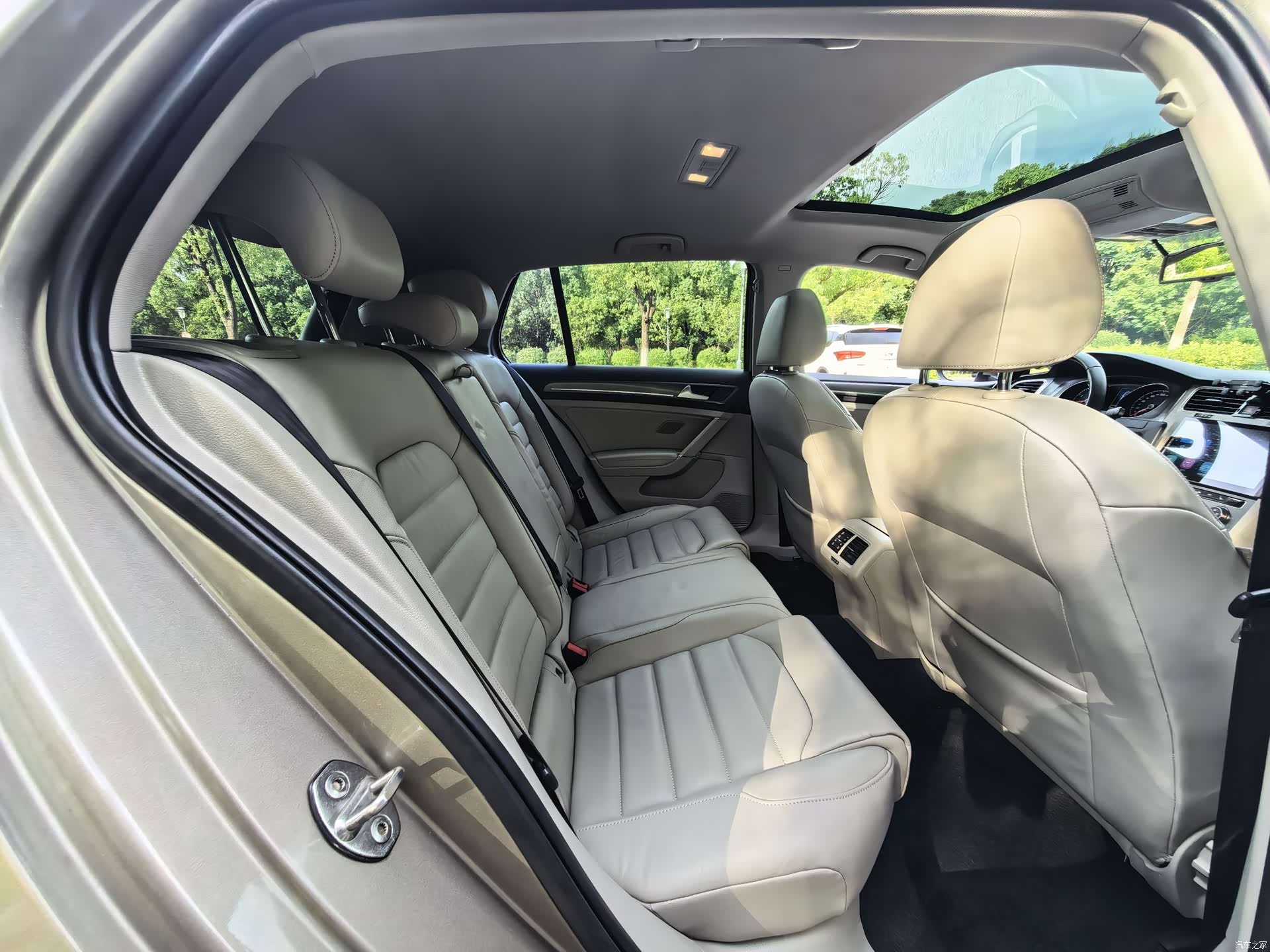 Volkswagen Golf, 2017 25