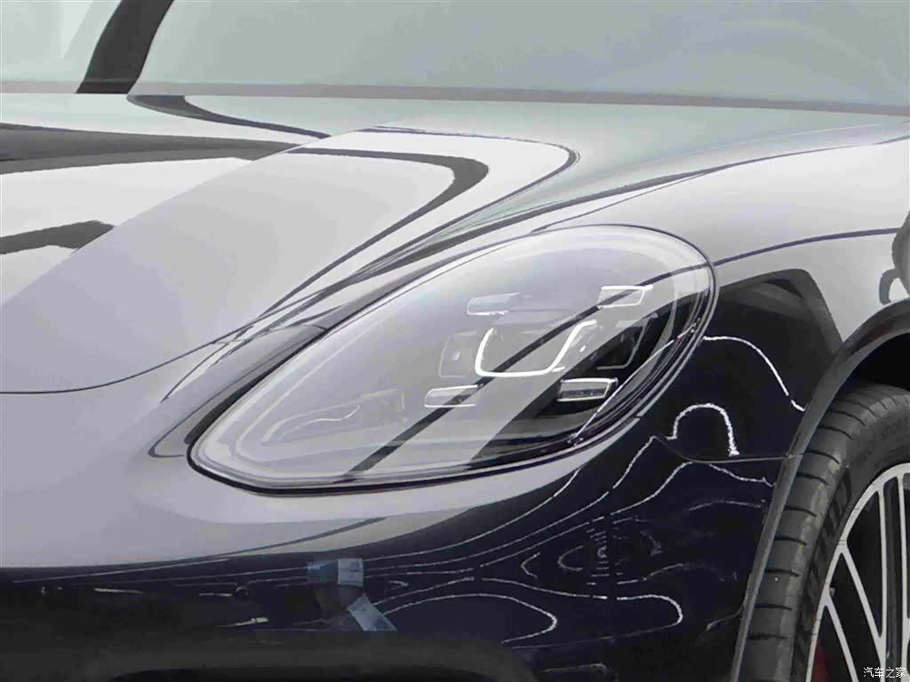 Porsche Panamera, 2018 3