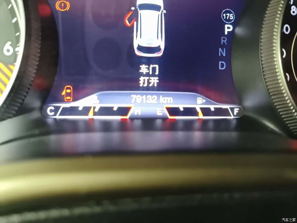 Jeep Cherokee, 2015 13