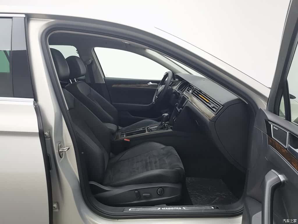 Volkswagen Magotan, 2017 23