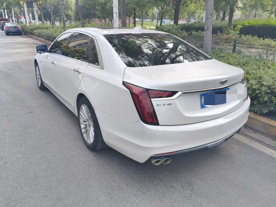 Cadillac CT6