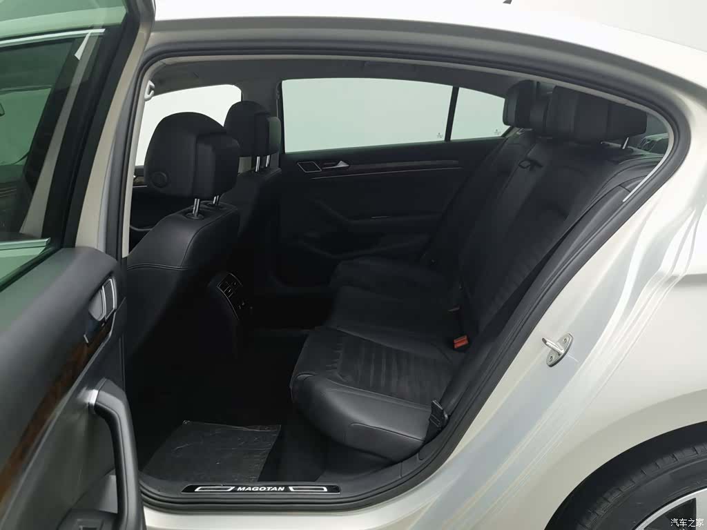 Volkswagen Magotan, 2017 15