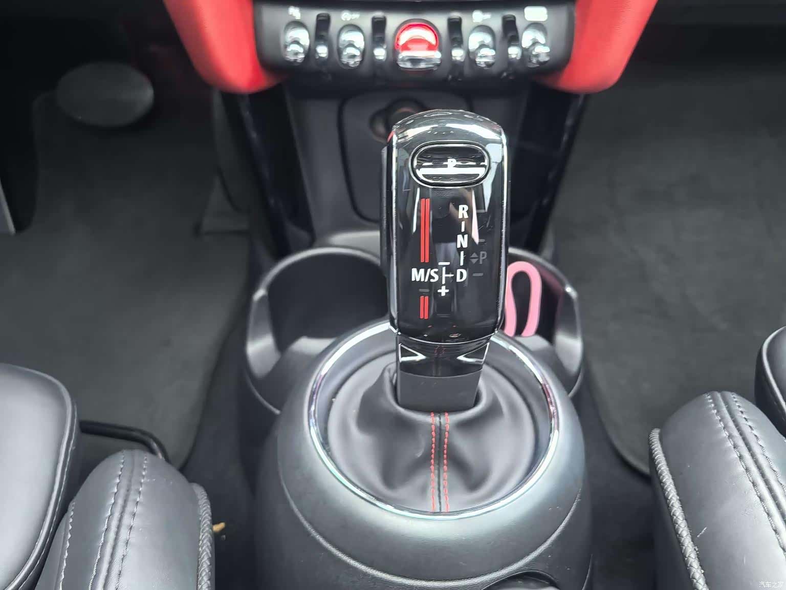 Mini Cooper, 2020 16
