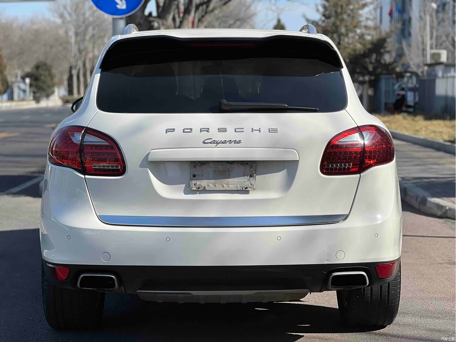Porsche Cayenne, 2011 4