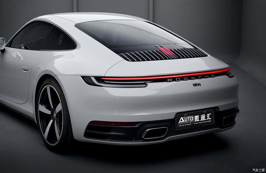 Porsche 911, 2023 9