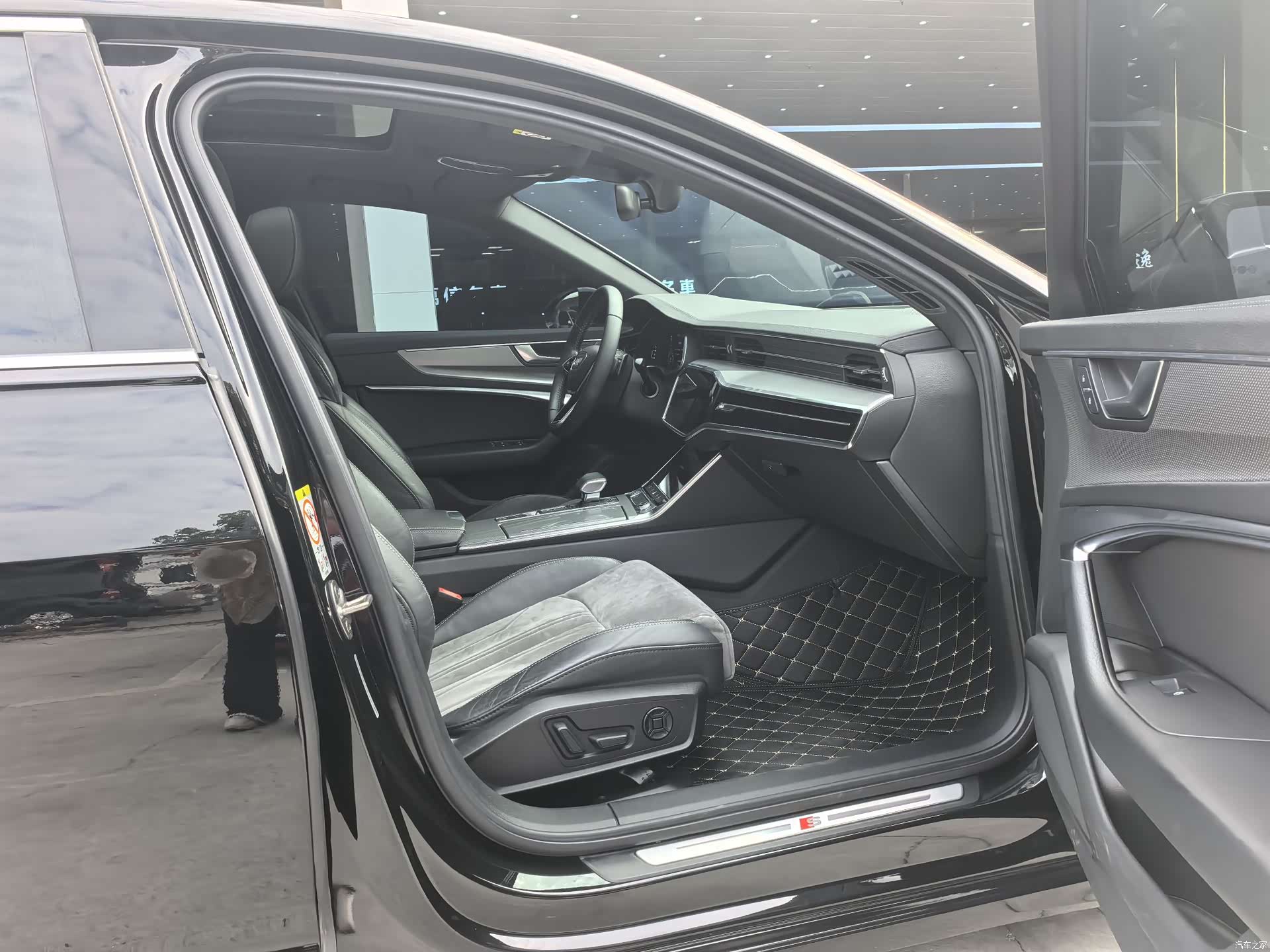 Audi A6L, 2020 8