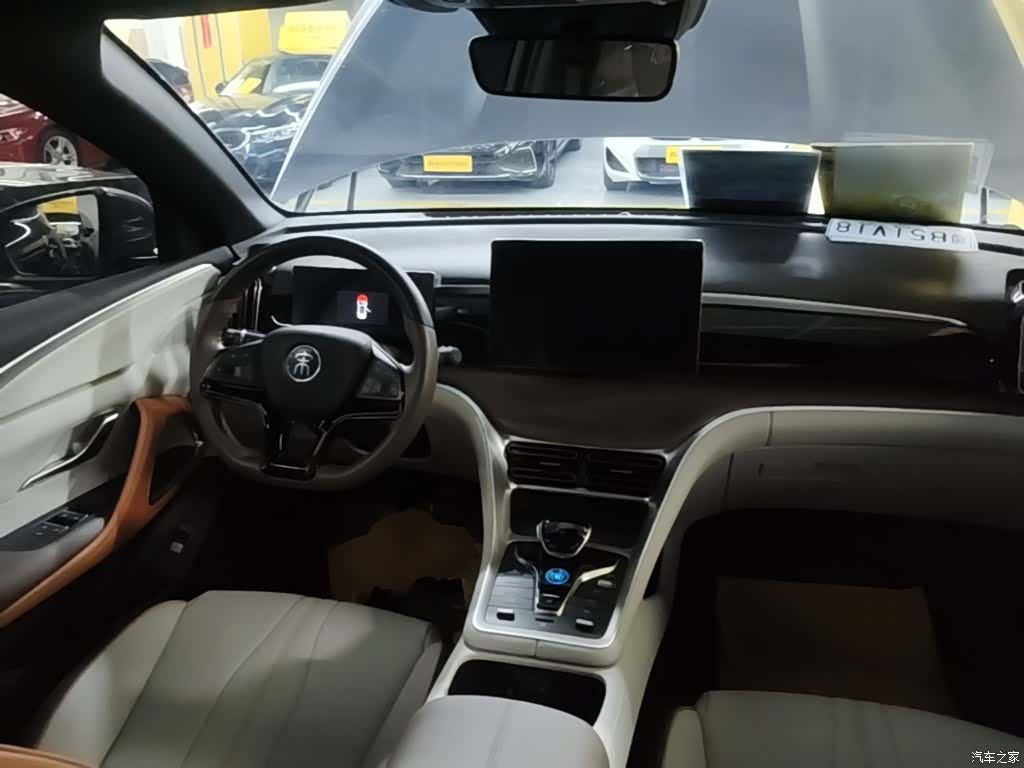 BYD Song, 2023 10