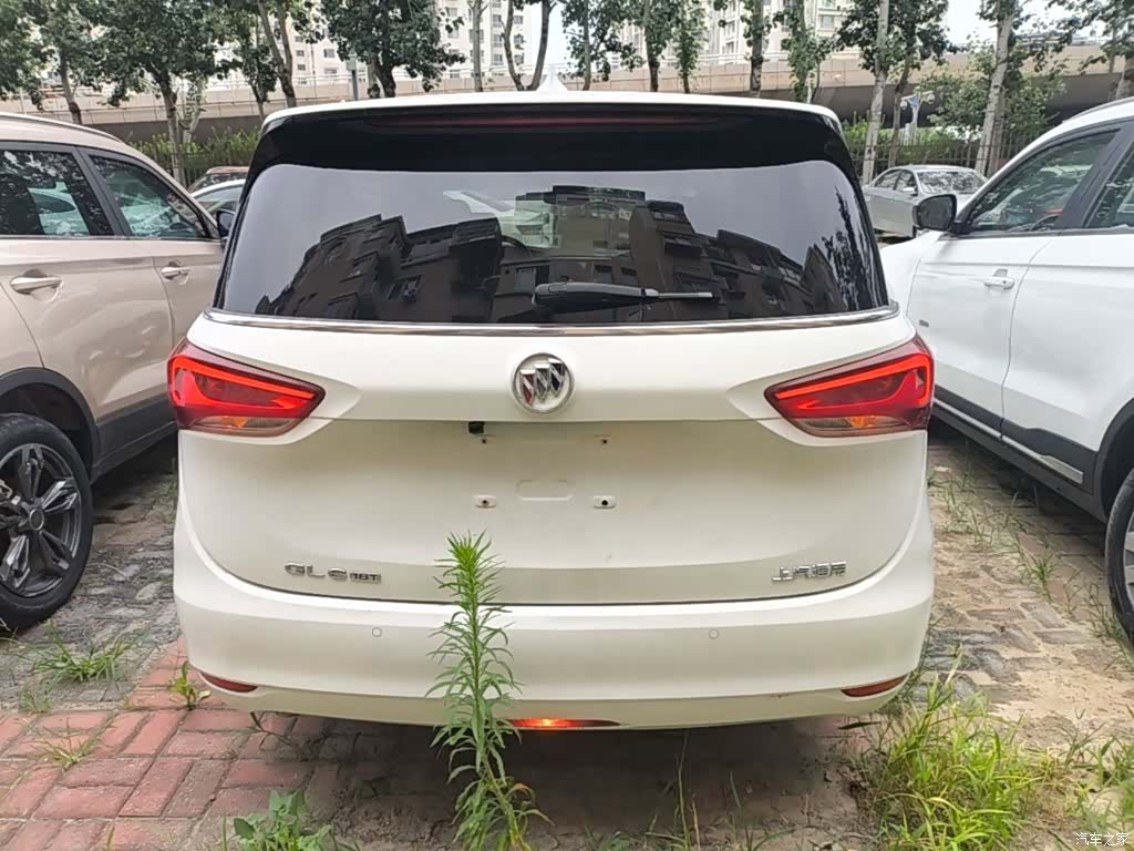 Buick GL6, 2018 6