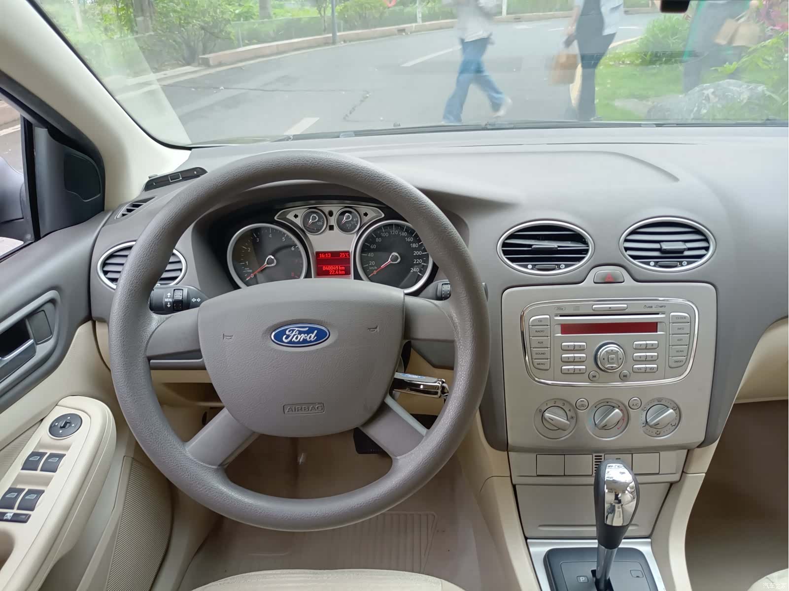 Ford Focus, 2013 12