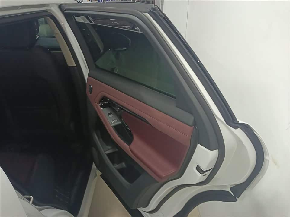 Land Rover Range Rover Aurora