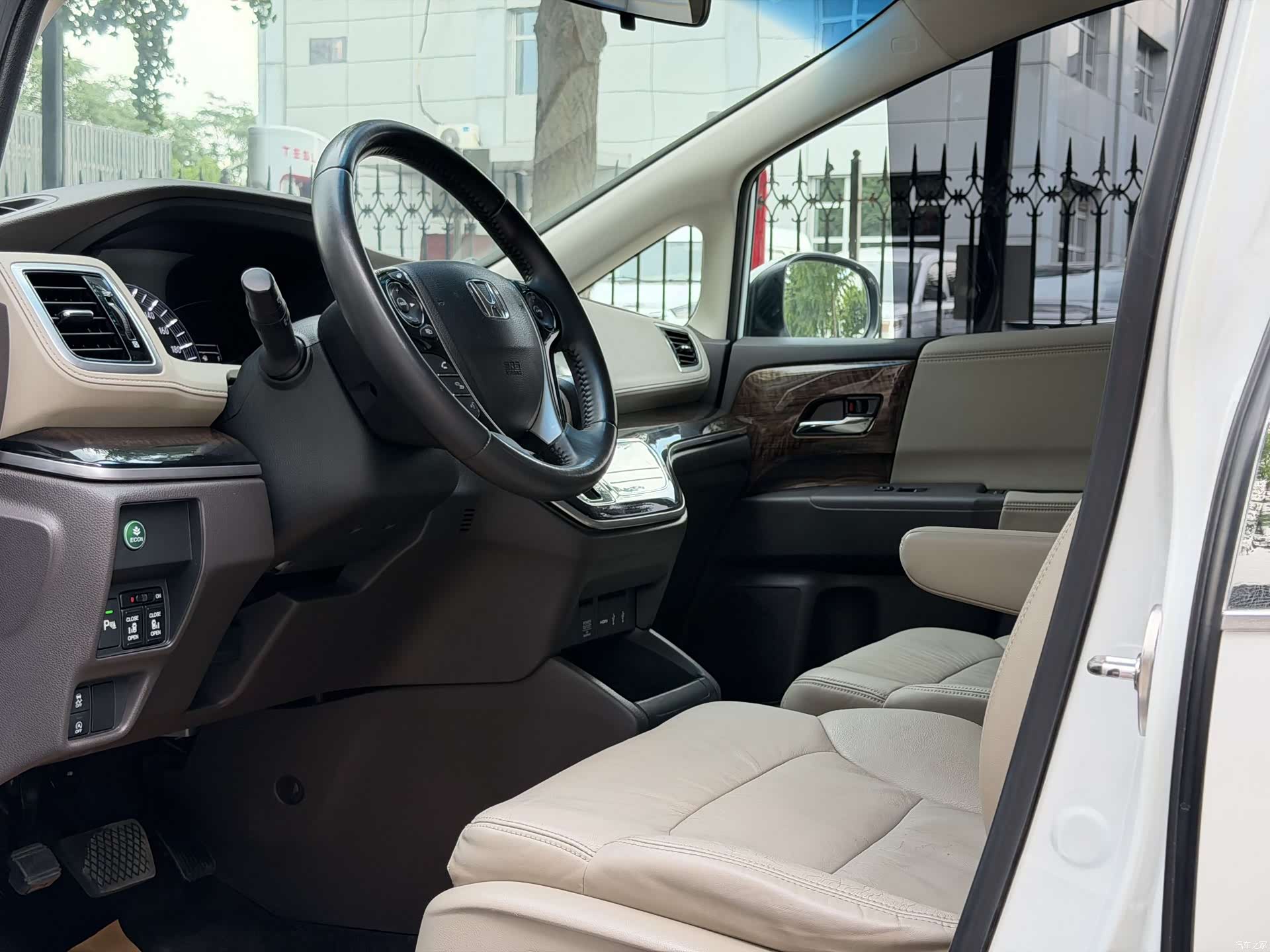 Honda Odyssey, 2016 6