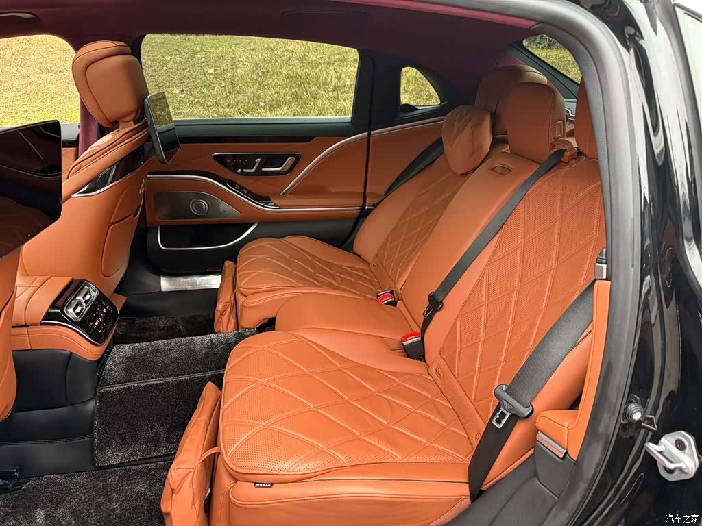 Maybach S-Class, 2021 9
