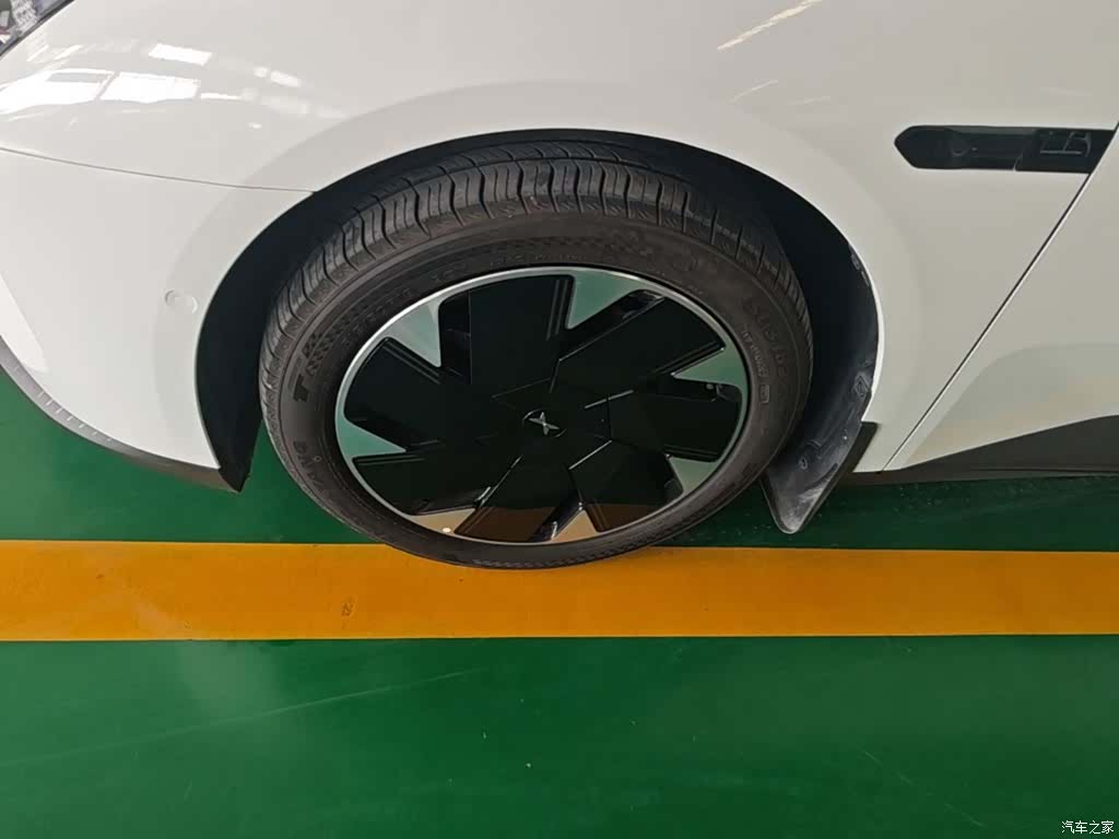 Xpeng Mona M03, 2025 23
