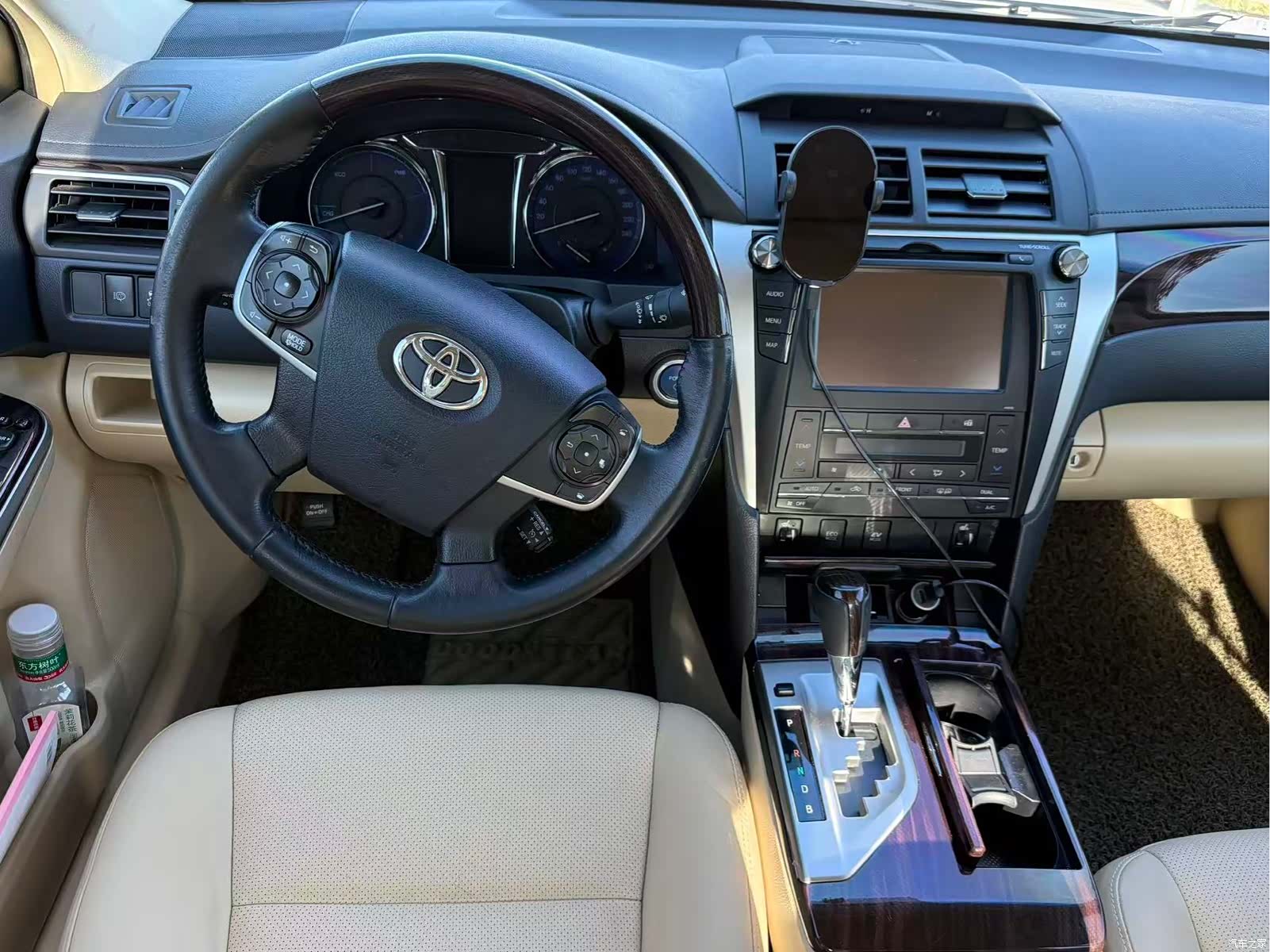 Toyota Camry, 2016 9